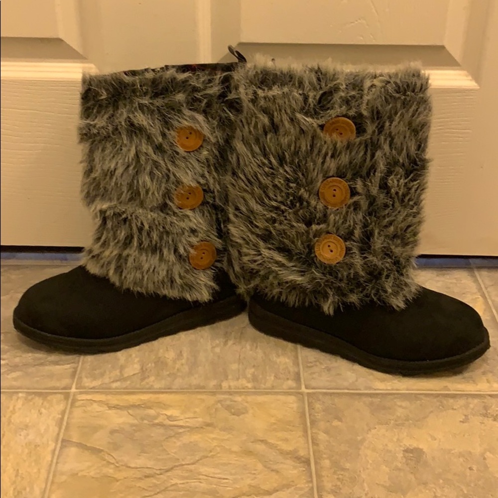 Winter boot - mukluk size 7